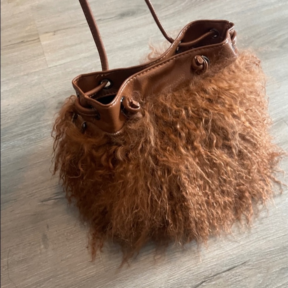 Shaggy Real Fur Shoulder Bags